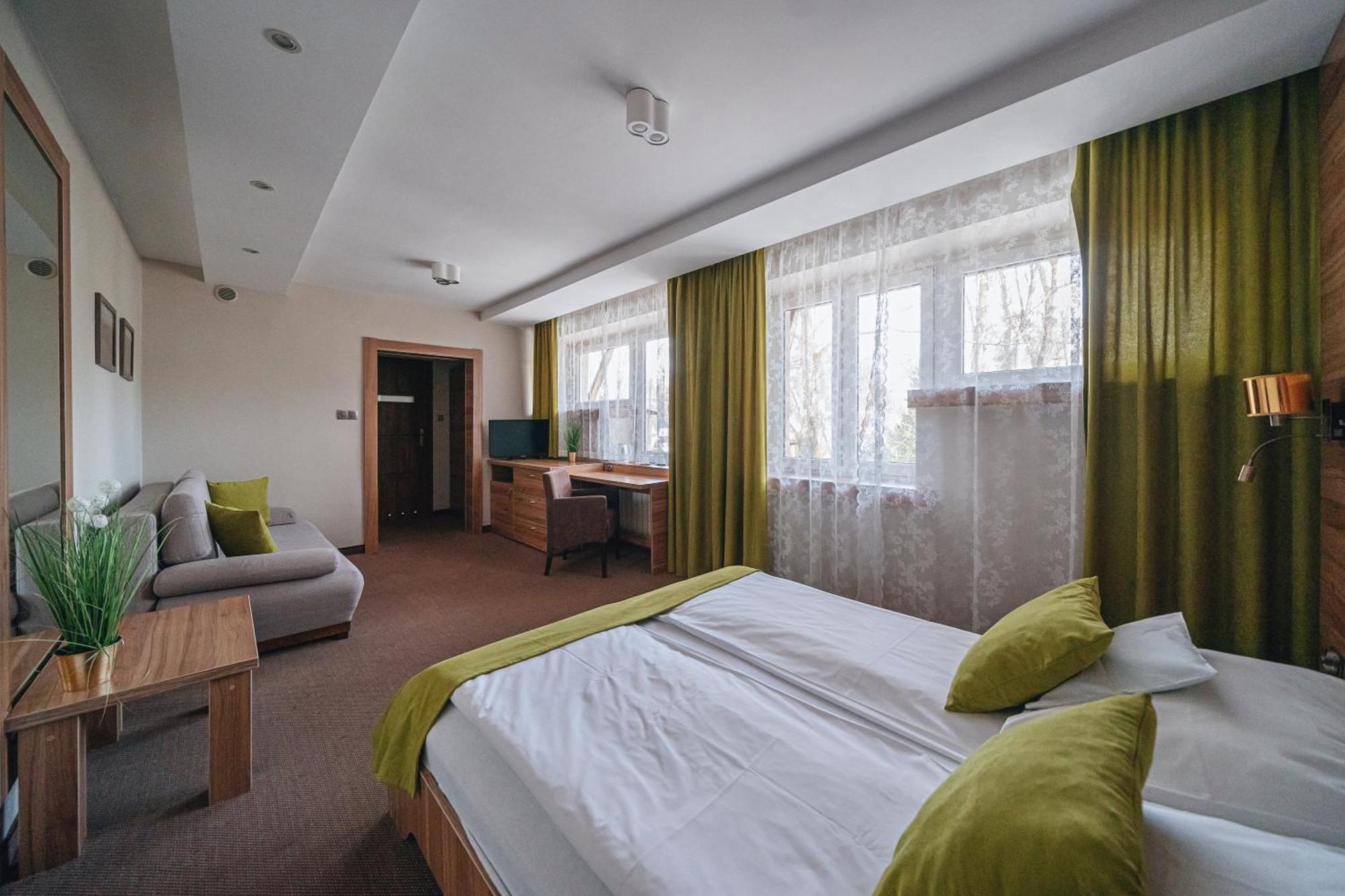 Ow Jaskolka Hotel Zakopane Exterior photo