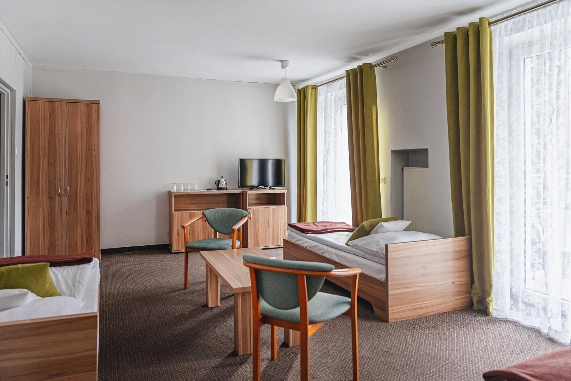Ow Jaskolka Hotel Zakopane Exterior photo